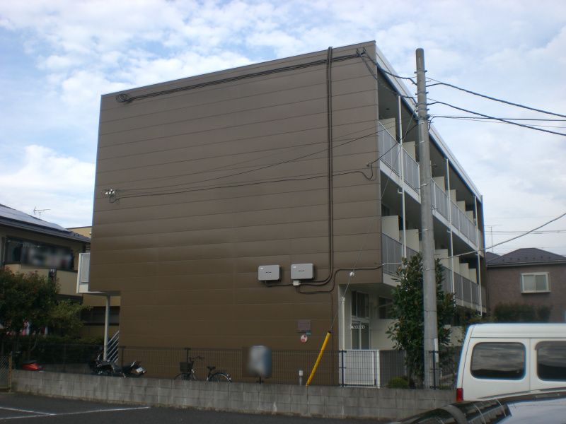 レオパレスクレストの外観画像