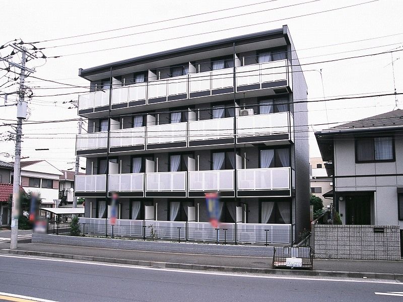 レオパレス氷川の外観画像