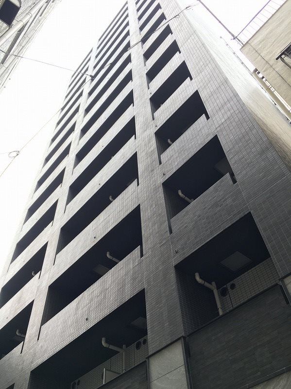 メイクスデザイン新宿の外観画像
