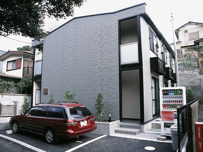 レオパレス下手ヶ久保の外観画像