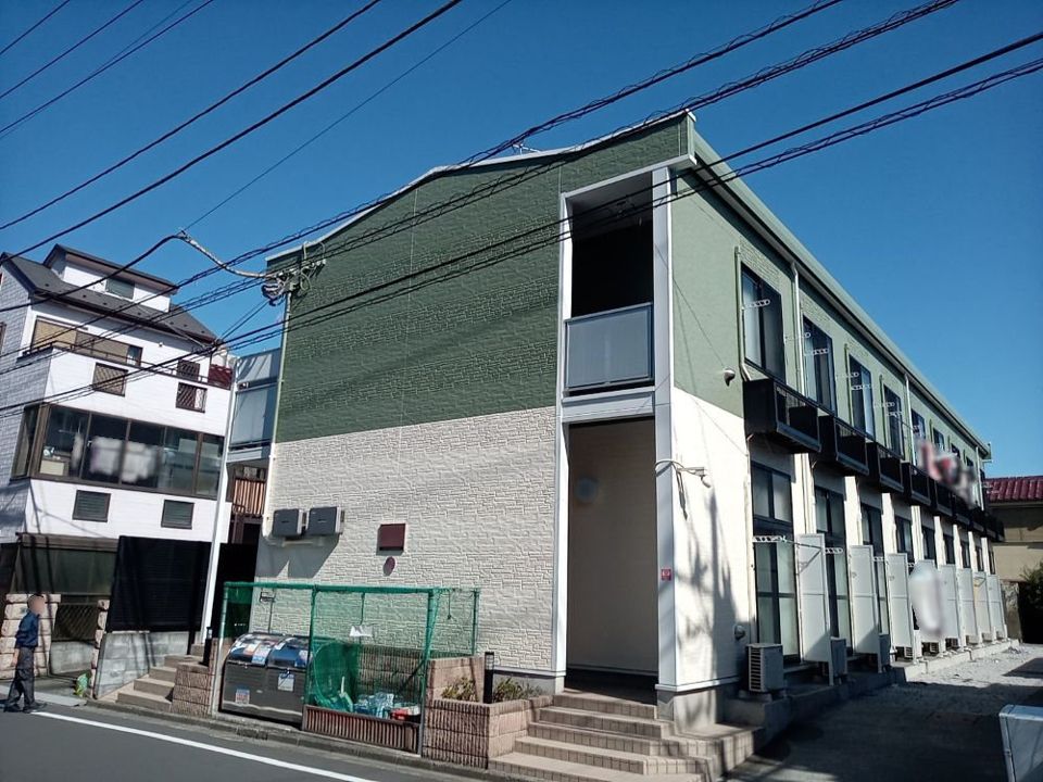レオパレスNAKAGOMEの外観画像