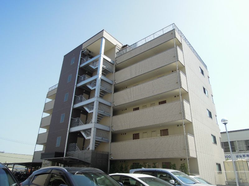 プランドール (春日町)の外観画像