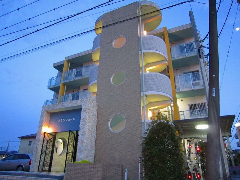 ブランシュールの外観画像