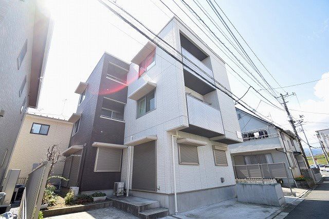 シャルムの外観画像