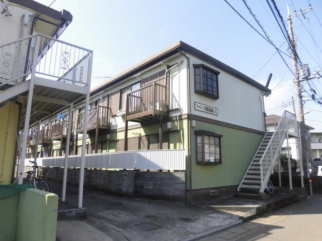 ファミーユISEHARA B棟の外観画像
