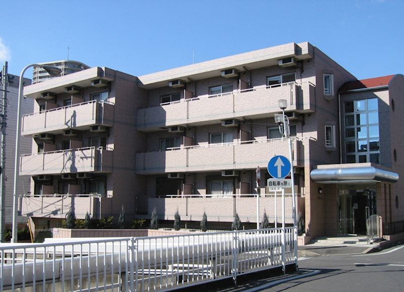 アジュールの外観画像