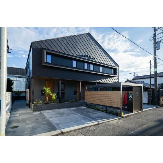 M10 APARTMENTの外観画像