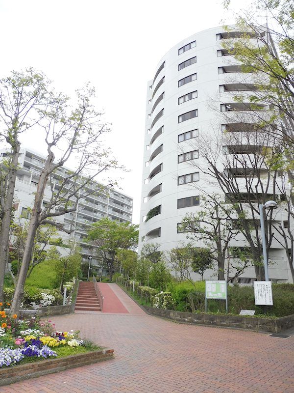 ニューシティ東戸塚クレール丘の街4号棟805号室の外観画像