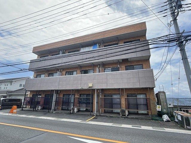 ハイツ綾瀬の外観画像