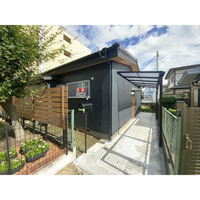 貸家 御殿1-32-25の外観画像