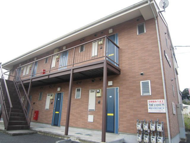 アンビシャスの外観画像