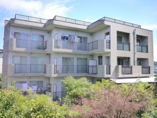 マンション320の外観画像