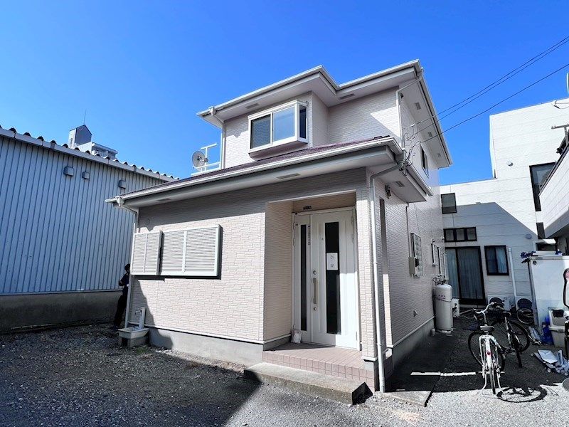 伊勢原3丁目貸家の外観画像