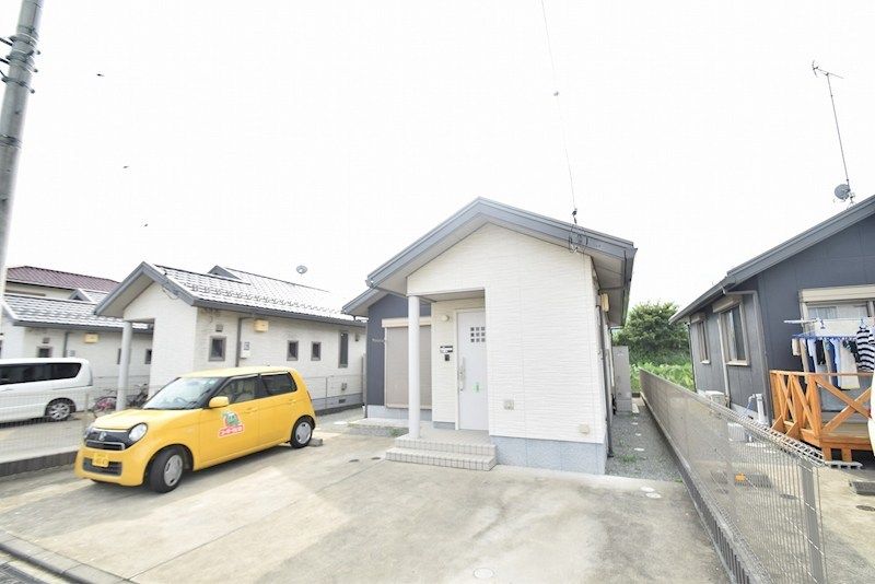 市川貸家Cの外観画像