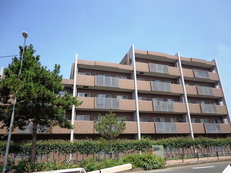 コンフォール湘南の外観画像