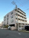 ファーストウイングの外観画像