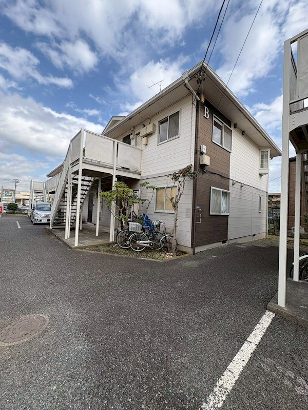 湘南サンライズガーデンB棟の外観画像