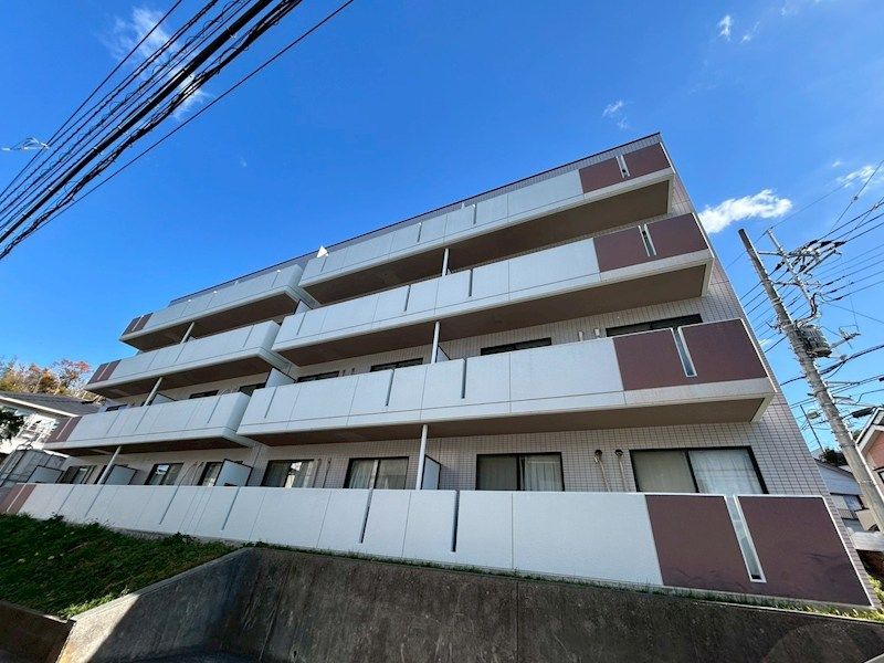 コンフォート本郷台B棟の外観画像