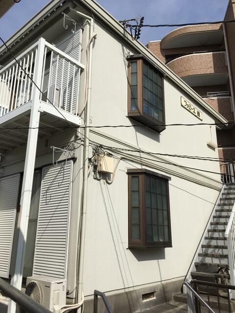 ファミーユ舘の外観画像