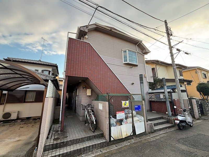 ファーストパレスの外観画像