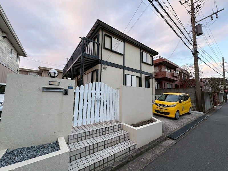 七里ガ浜東4丁目戸建の外観画像