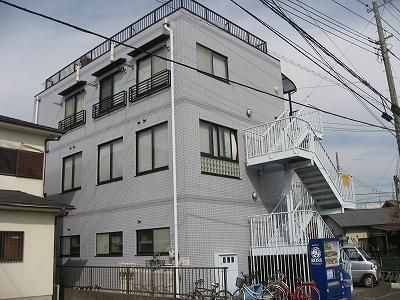 秋本ビルの外観画像