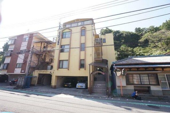 シャンロック湯本の外観画像
