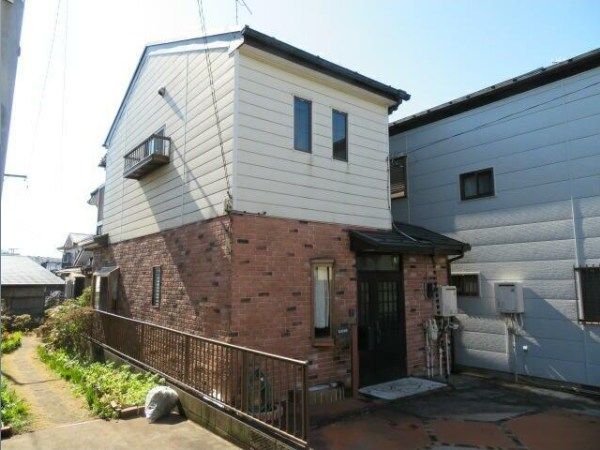 A邸の外観画像