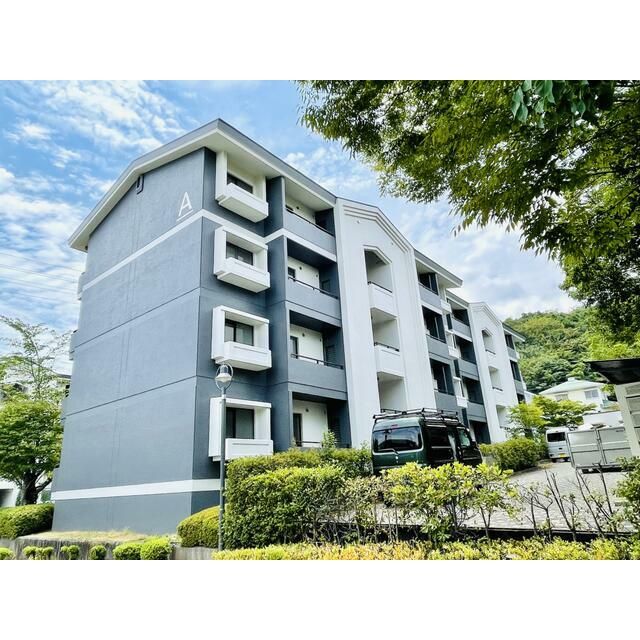 VILLAGE森の里 A号棟の外観画像