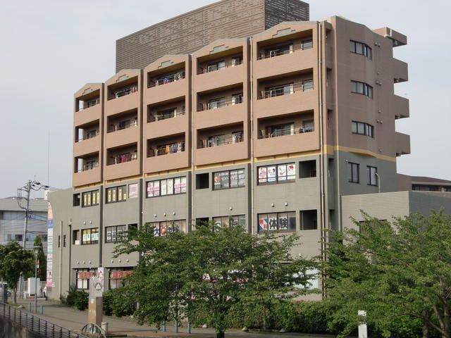 ストリームプラザの外観画像