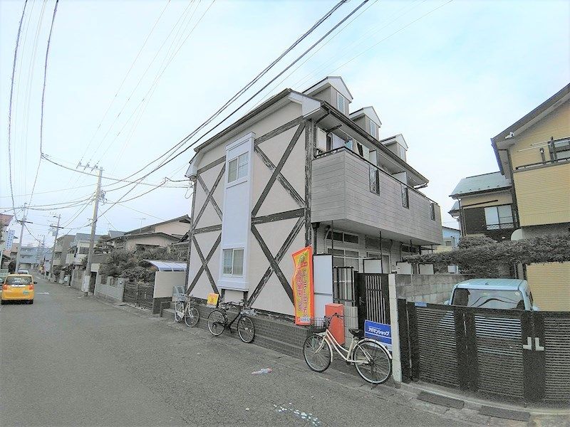 アンプルール湘南平塚の外観画像