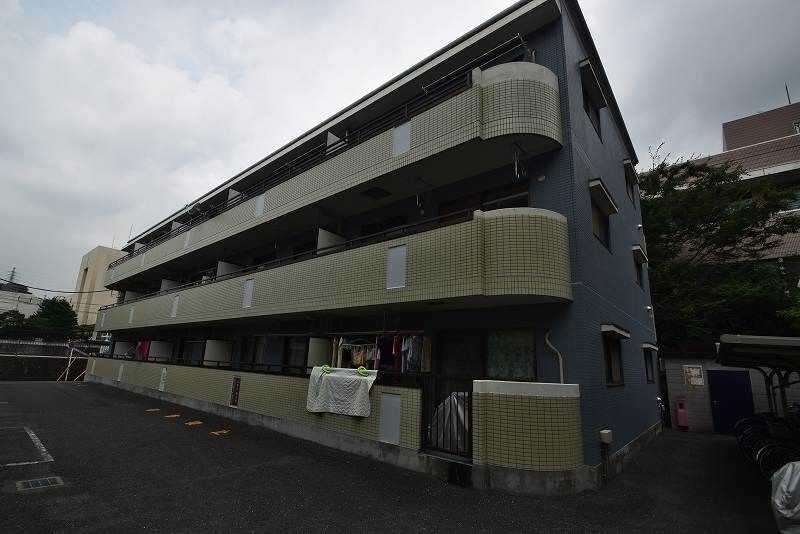 リバーシティ中山C棟の外観画像