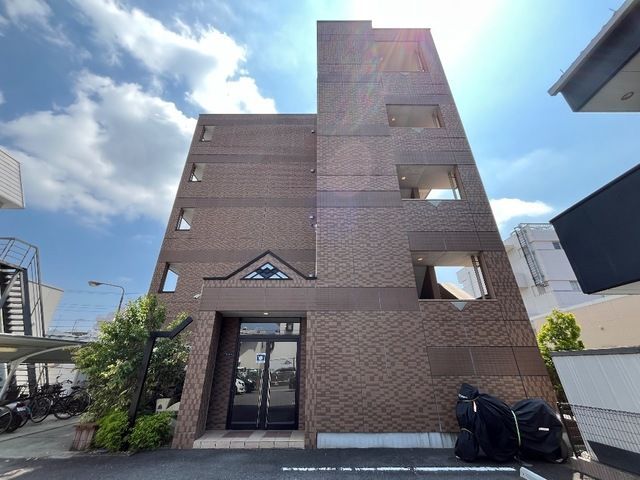 エテルナKAORUの外観画像