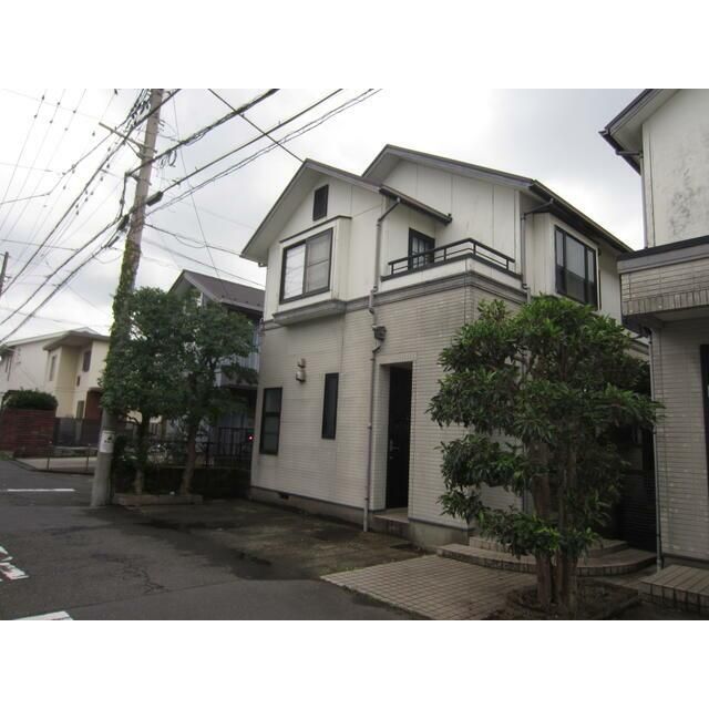 鵠沼海岸3丁目貸家の外観画像