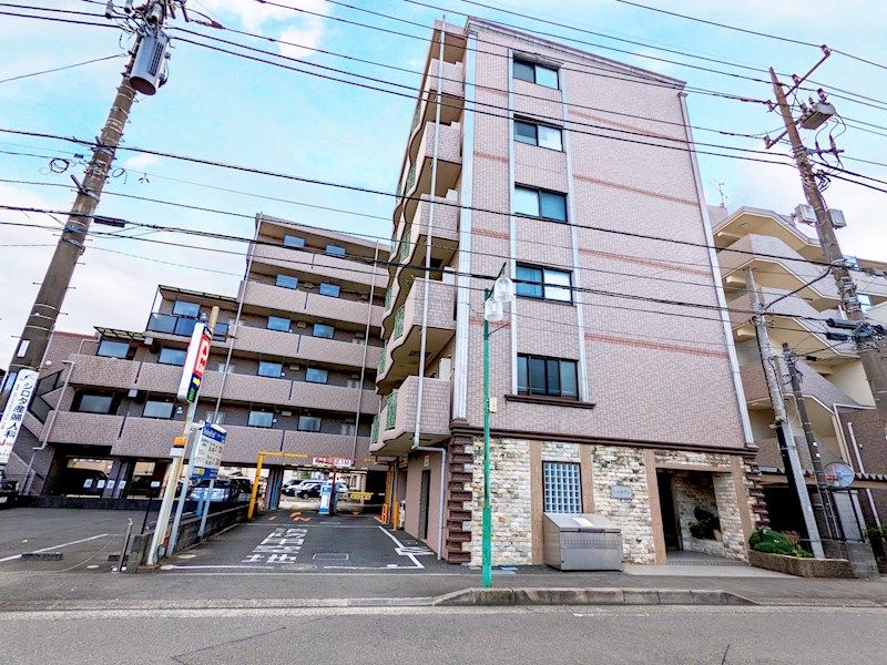シャルマンの外観画像