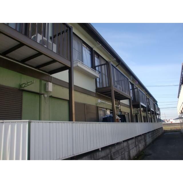 ファミーユISEHARA A棟の外観画像