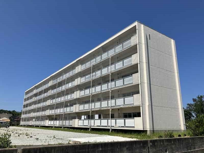 みどりコーポラス国府 1号棟の外観画像