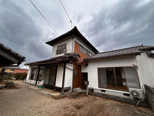 上塩冶町 貸家の外観画像