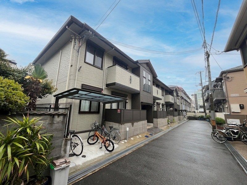 アリビオの外観画像
