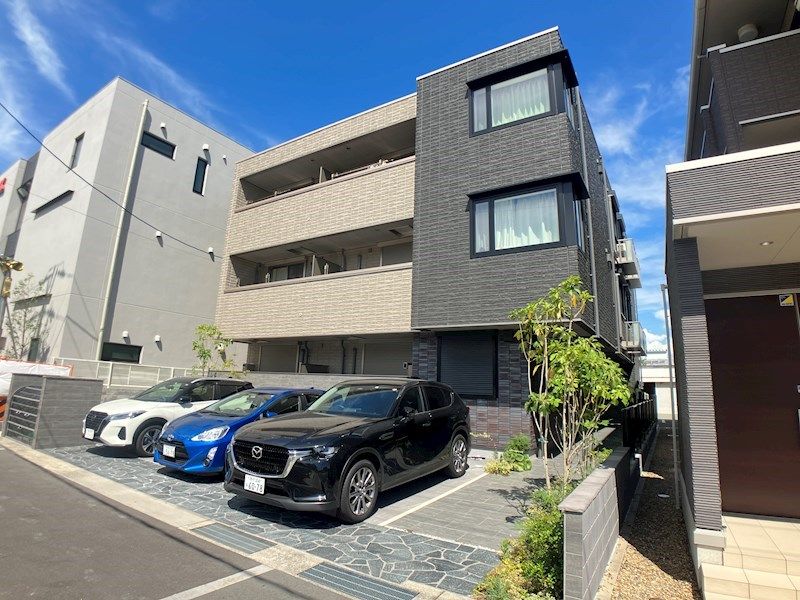 シャーメゾン YAHEIの外観画像