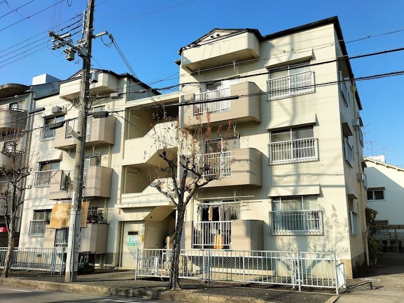ハイツ友行の外観画像