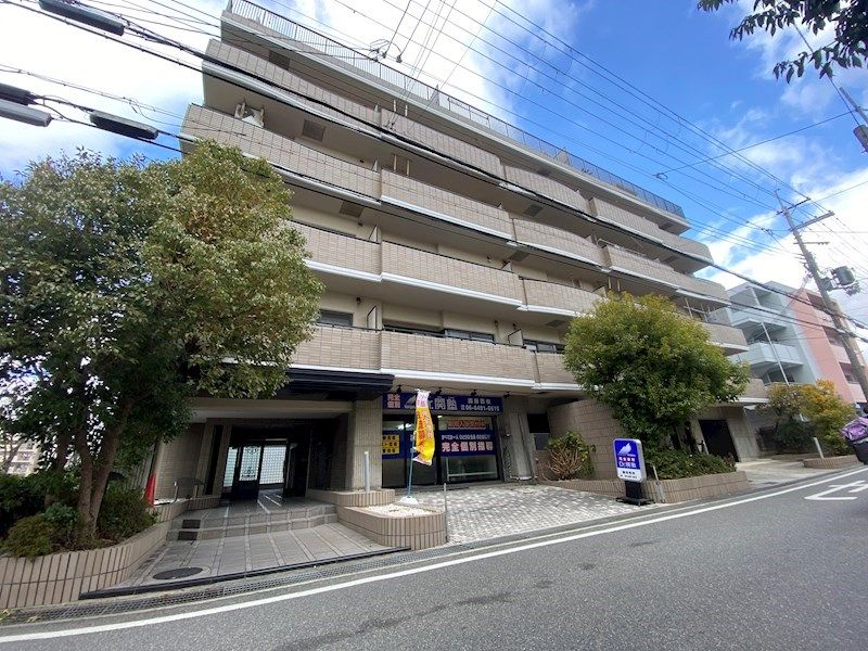 ファースト園田の外観画像