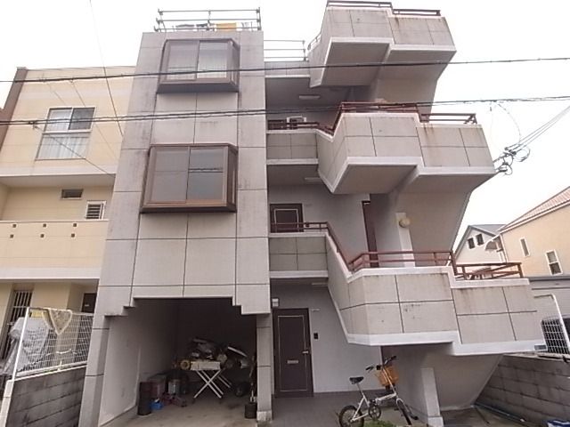 瓦宮住宅の外観画像