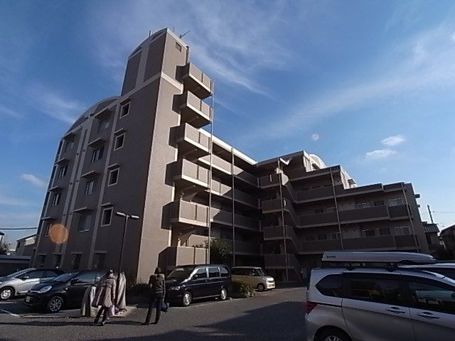 ノーメ・デラローザの外観画像