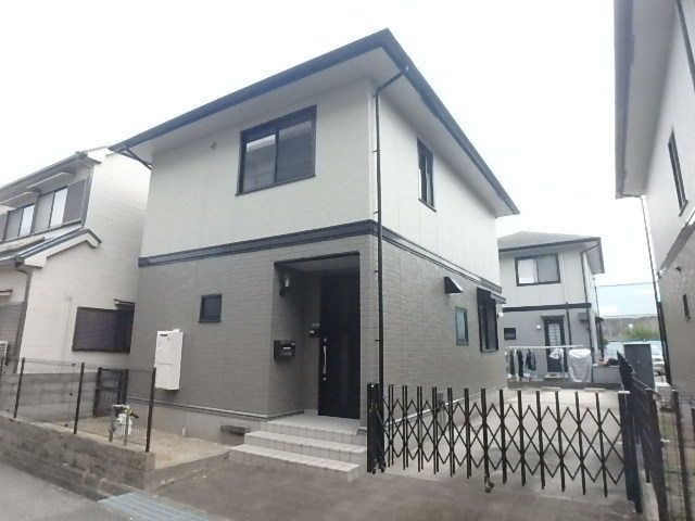 堀古タウンハウス F棟の外観画像