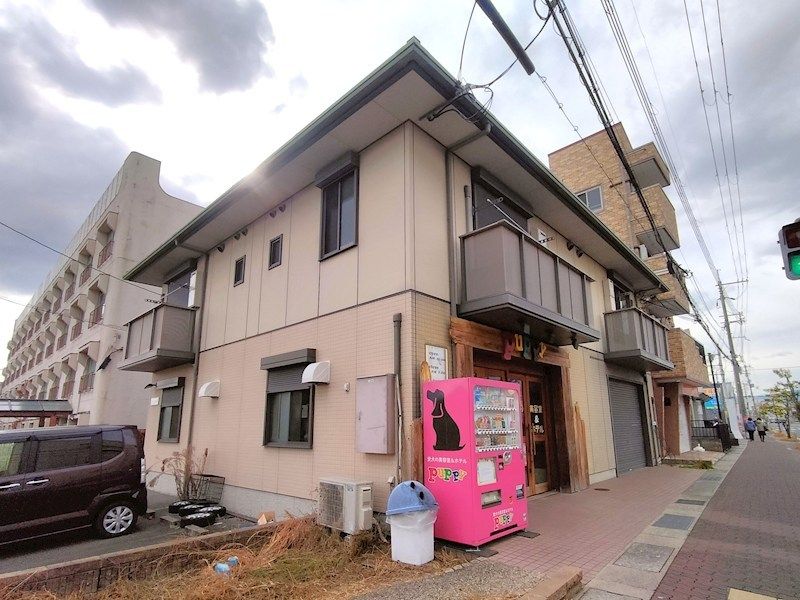 シャーメゾン行基の外観画像