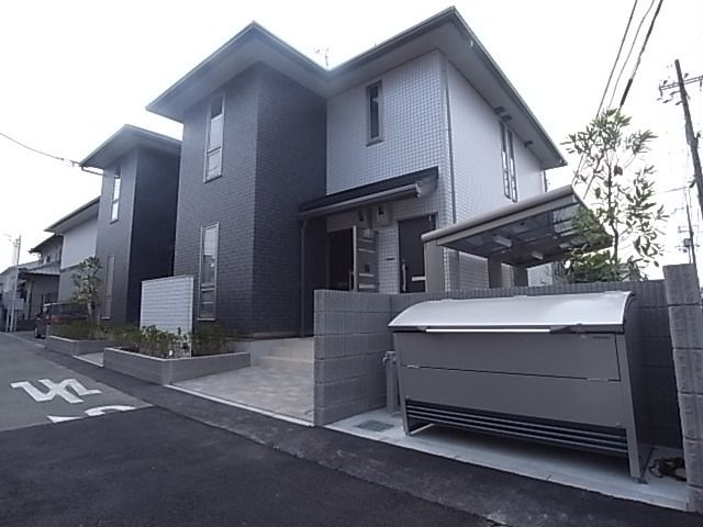 ラリュールの外観画像