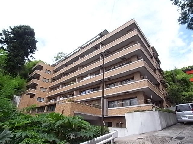ロイヤルヒル神戸諏訪山の外観画像