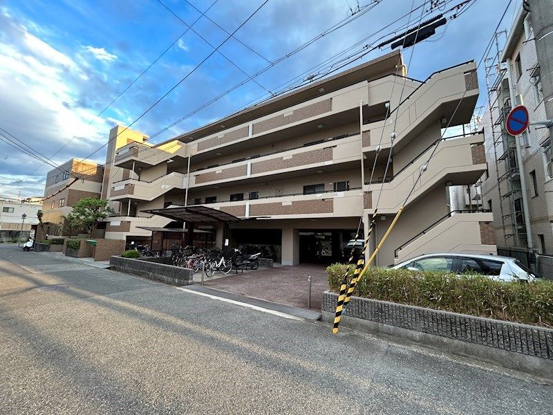 ビックウェル武庫之荘の外観画像