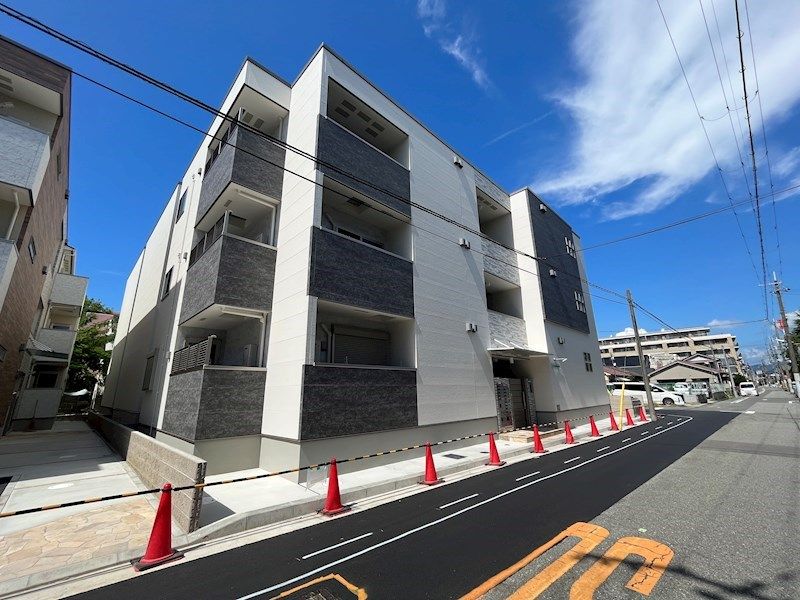 フジパレス阪急園田EAST3番館の外観画像